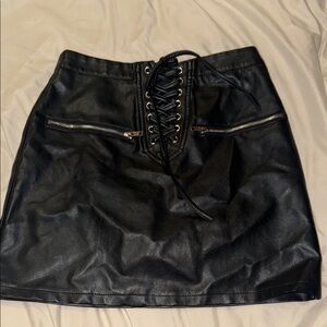 Missguided Black Lace-Up Leather Skirt US 4